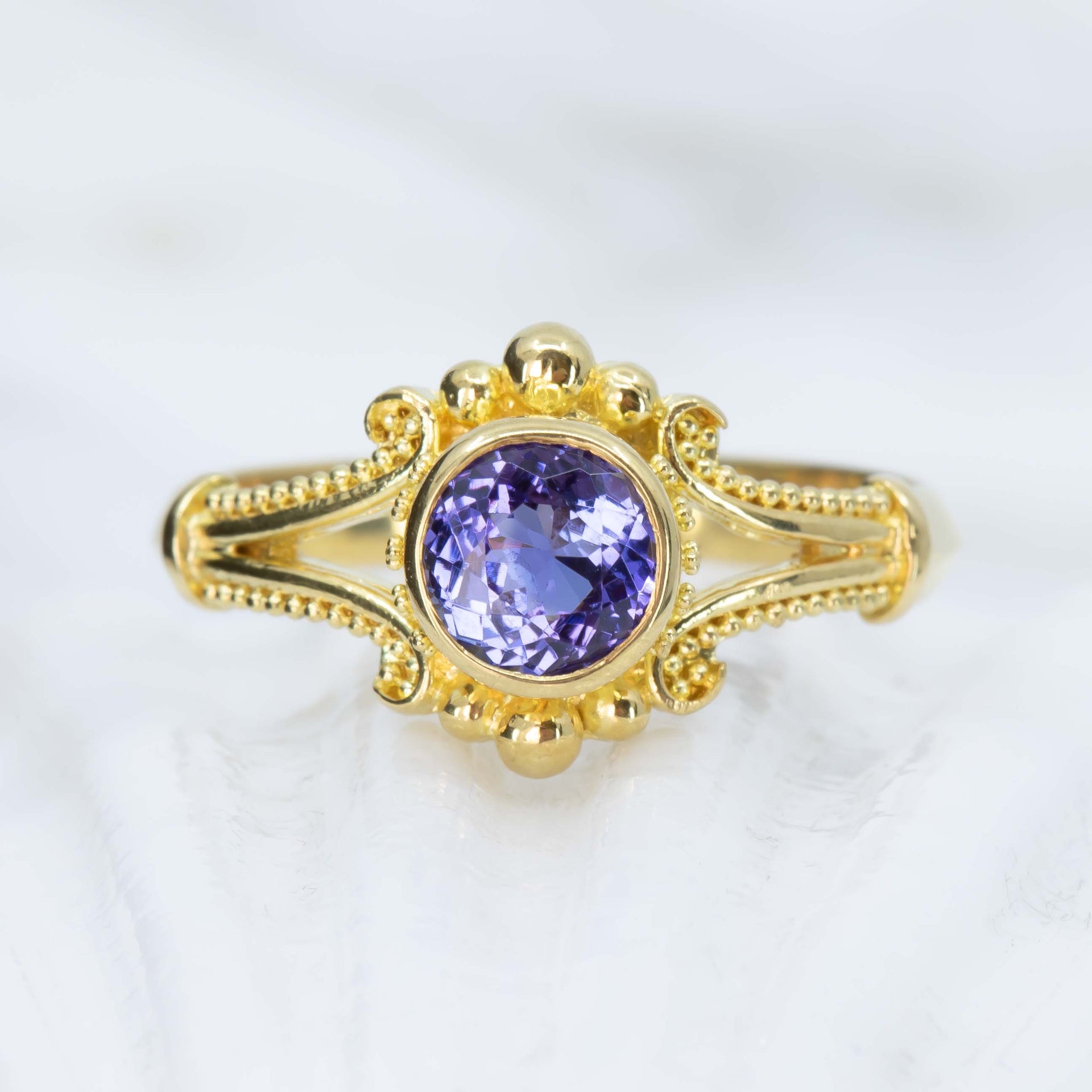 Tanzanite Classical Ring