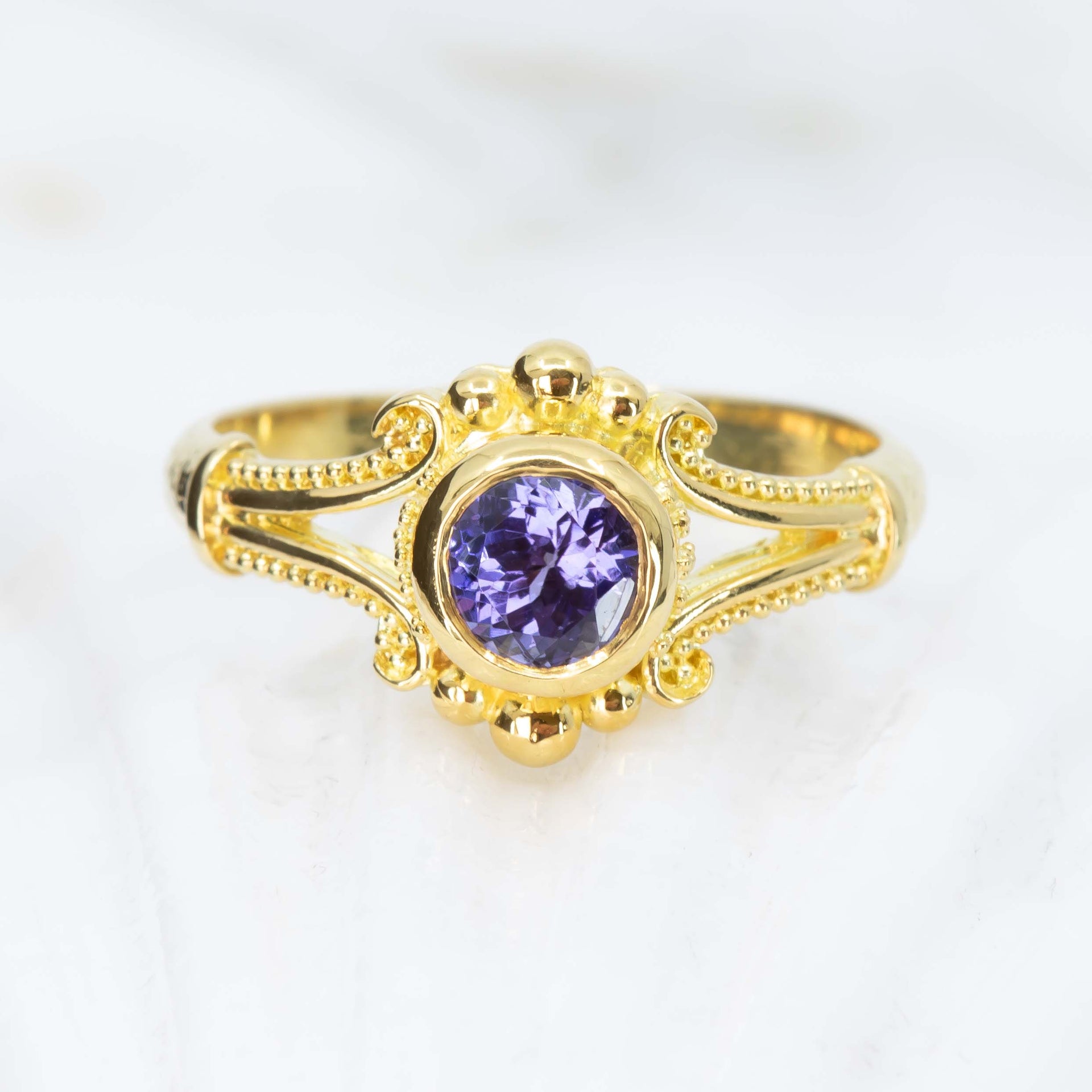 Tanzanite Classical Ring