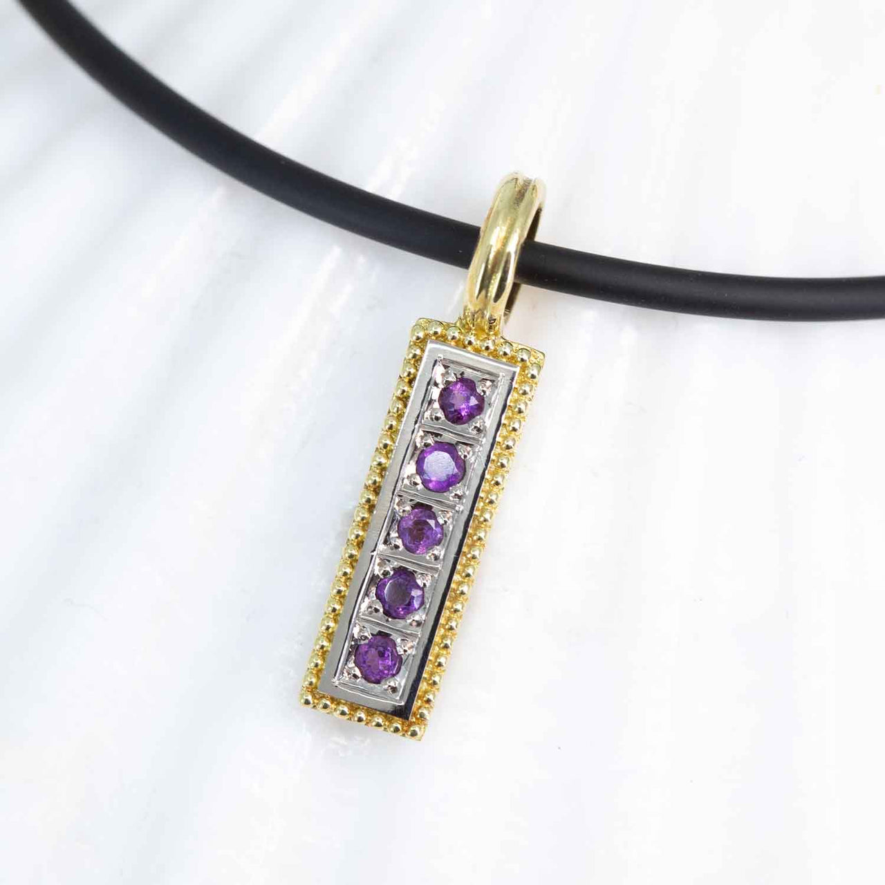 Amethyst Modern Vertical Pendant