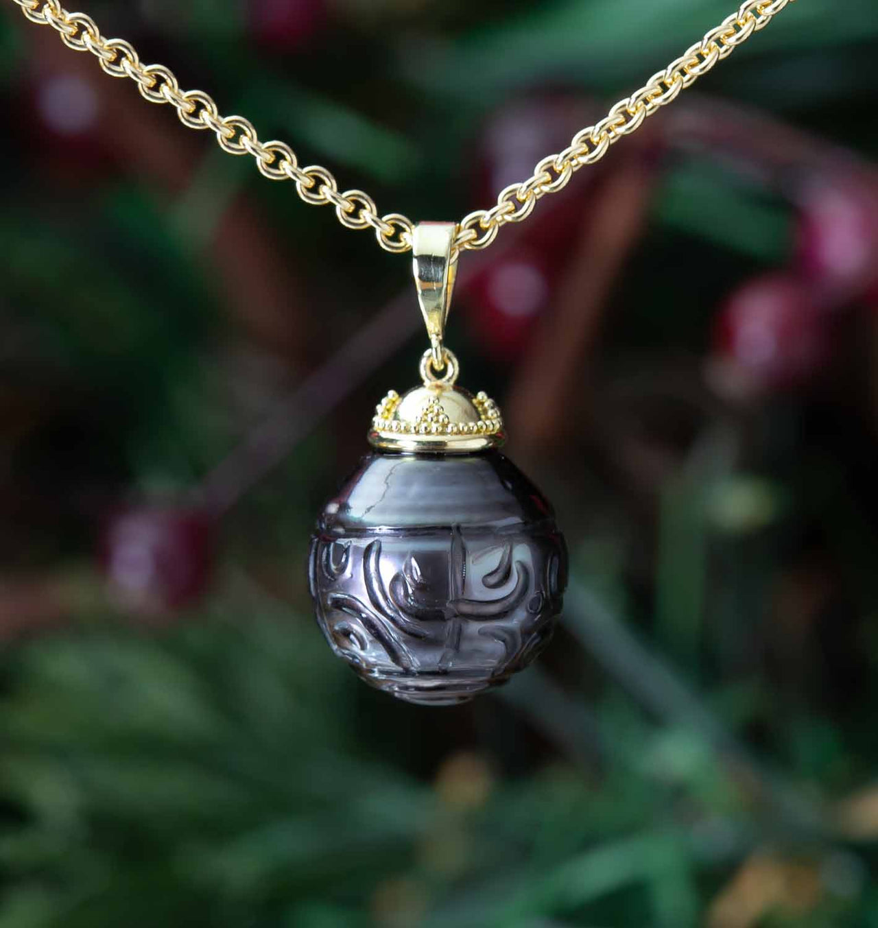 Hand-carved Tahitian Black Pearl Pendant 3