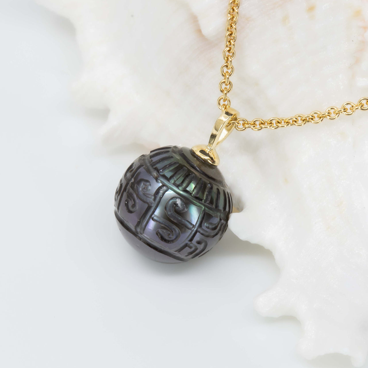Hand-carved Tahitian Black Pearl Pendant 7