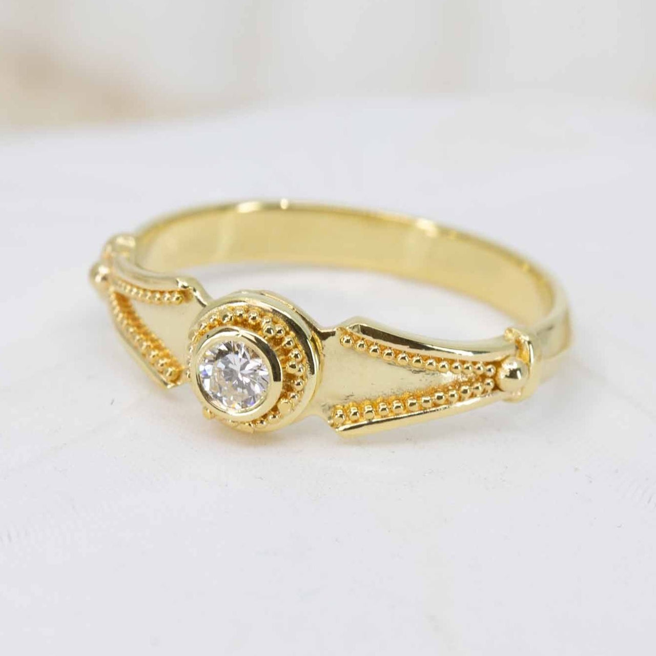 Diamond Classical Ring