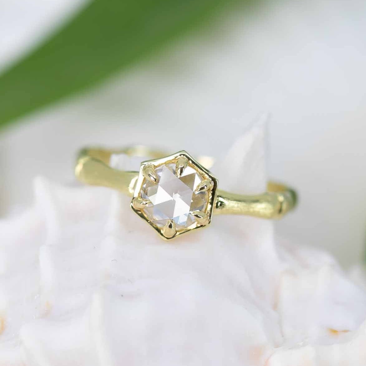 Diamond bamboo solitaire in 18K Treasure Gold