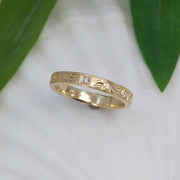 Diamond Vintage Wave band in 18K Treasure Gold