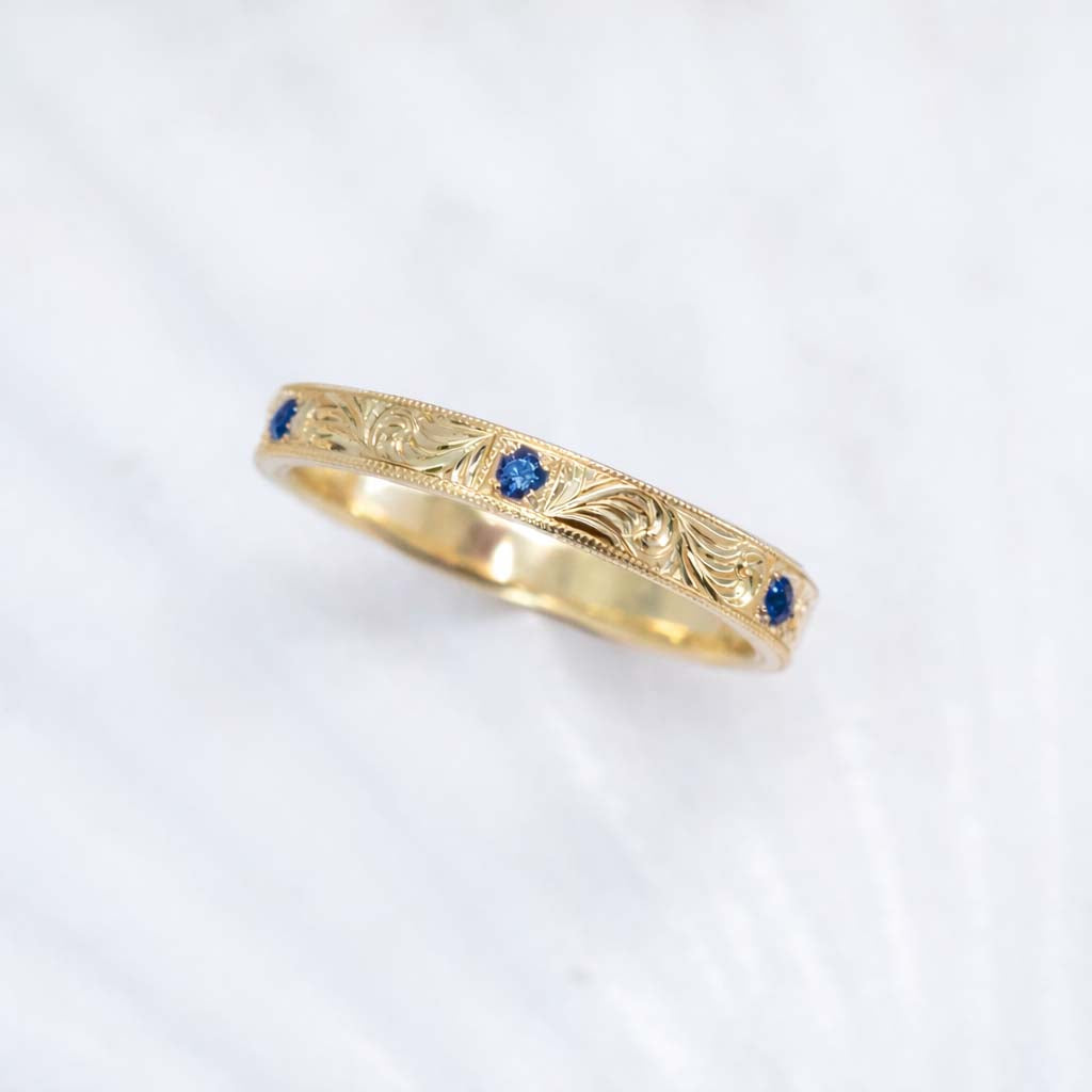 Gemstone Vintage Wave Band