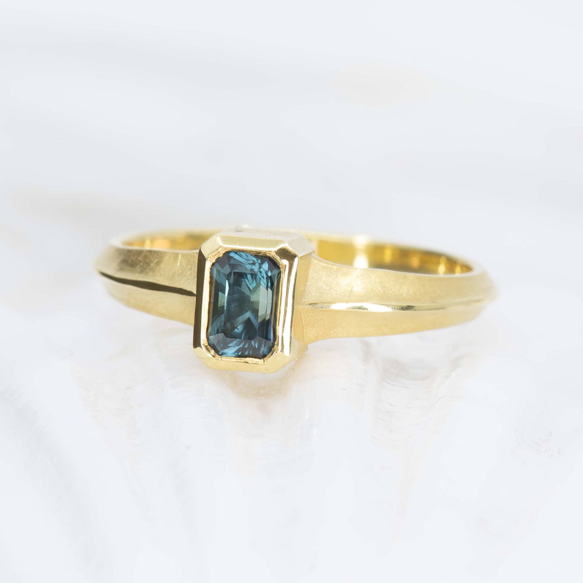 Shipwrecked Atlantis Sapphire Ring 2