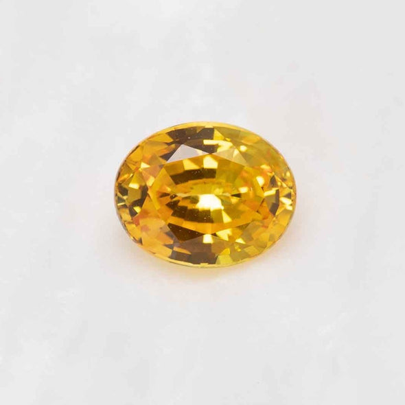 Yellow sapphire oval 1.95ct