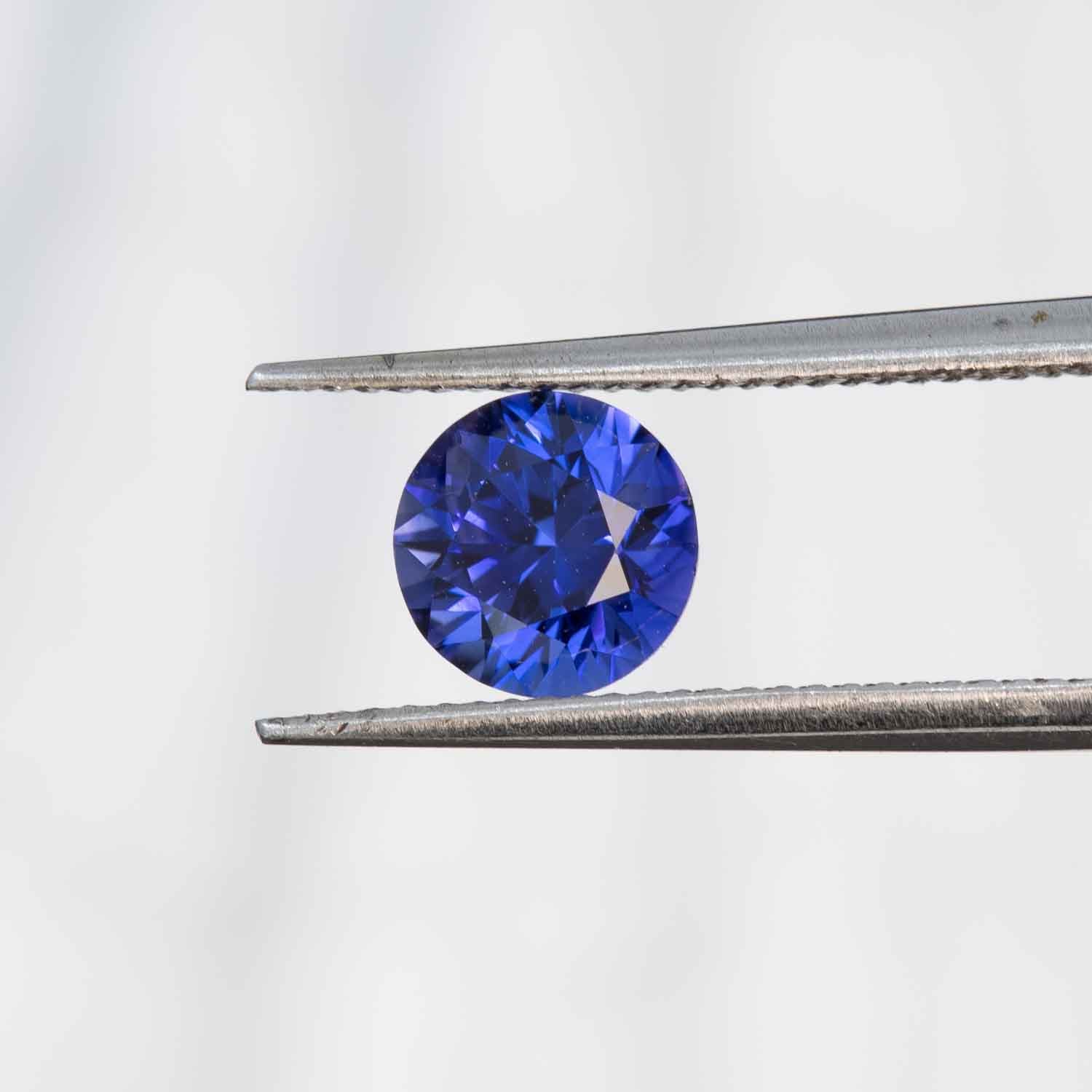 Violet sapphire round 1.06ct