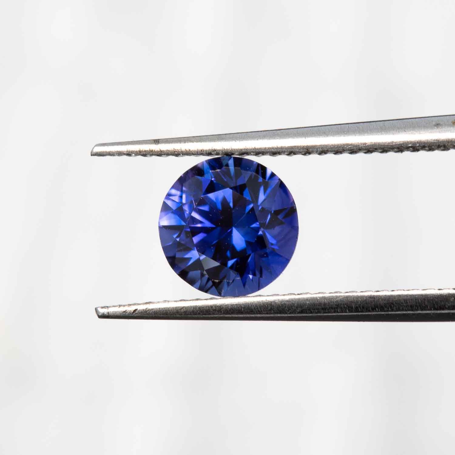 Violet sapphire round 1.06ct