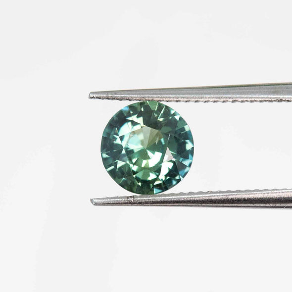 Light blue-green sapphire 1.16ct