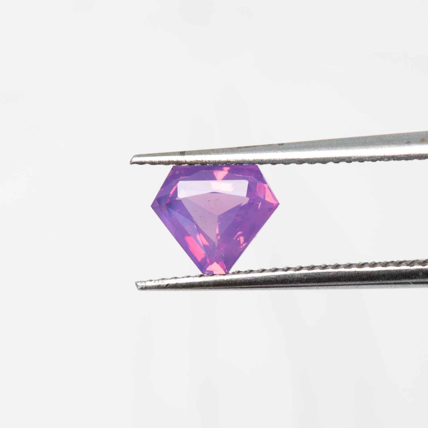 Opalescent Pink Sapphire 0.86cts