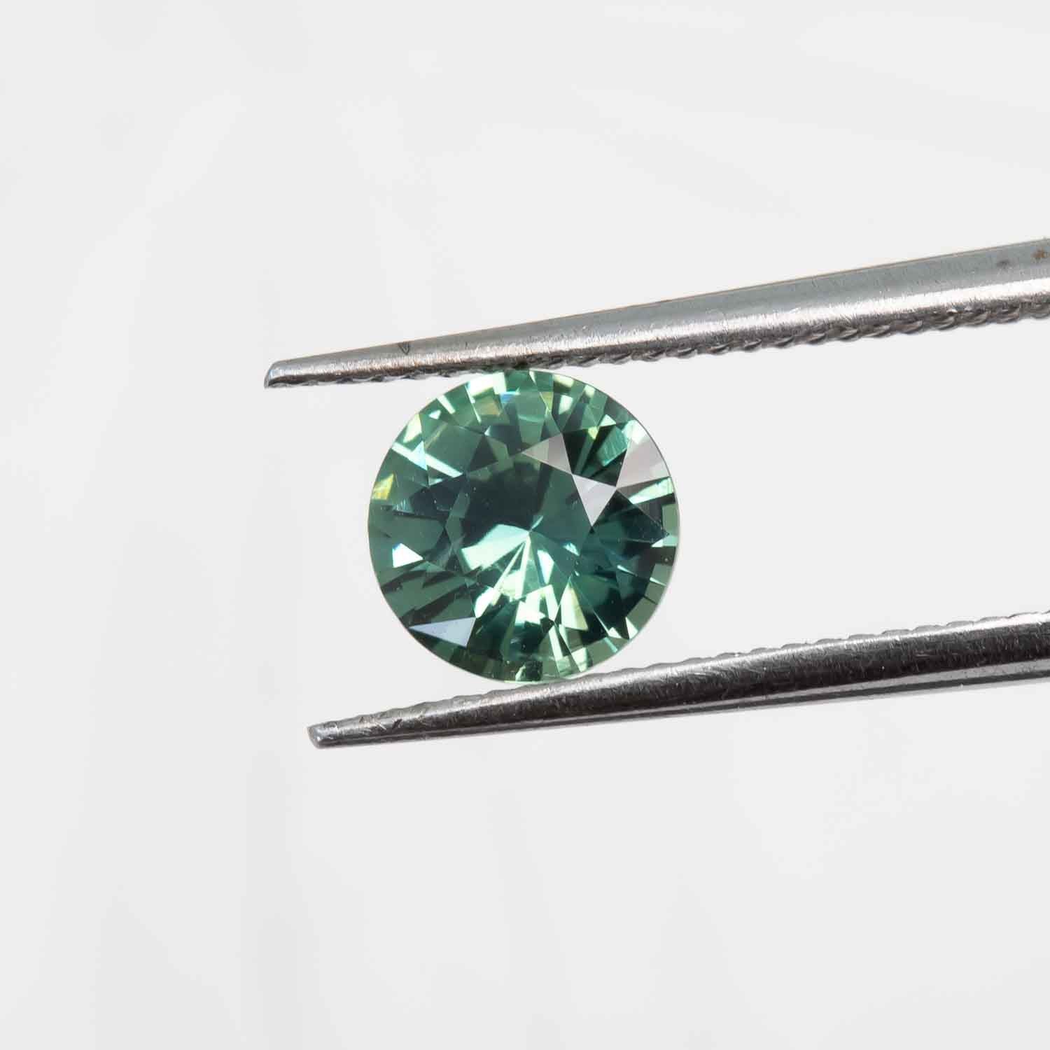 Light Green Sapphire 1.03cts