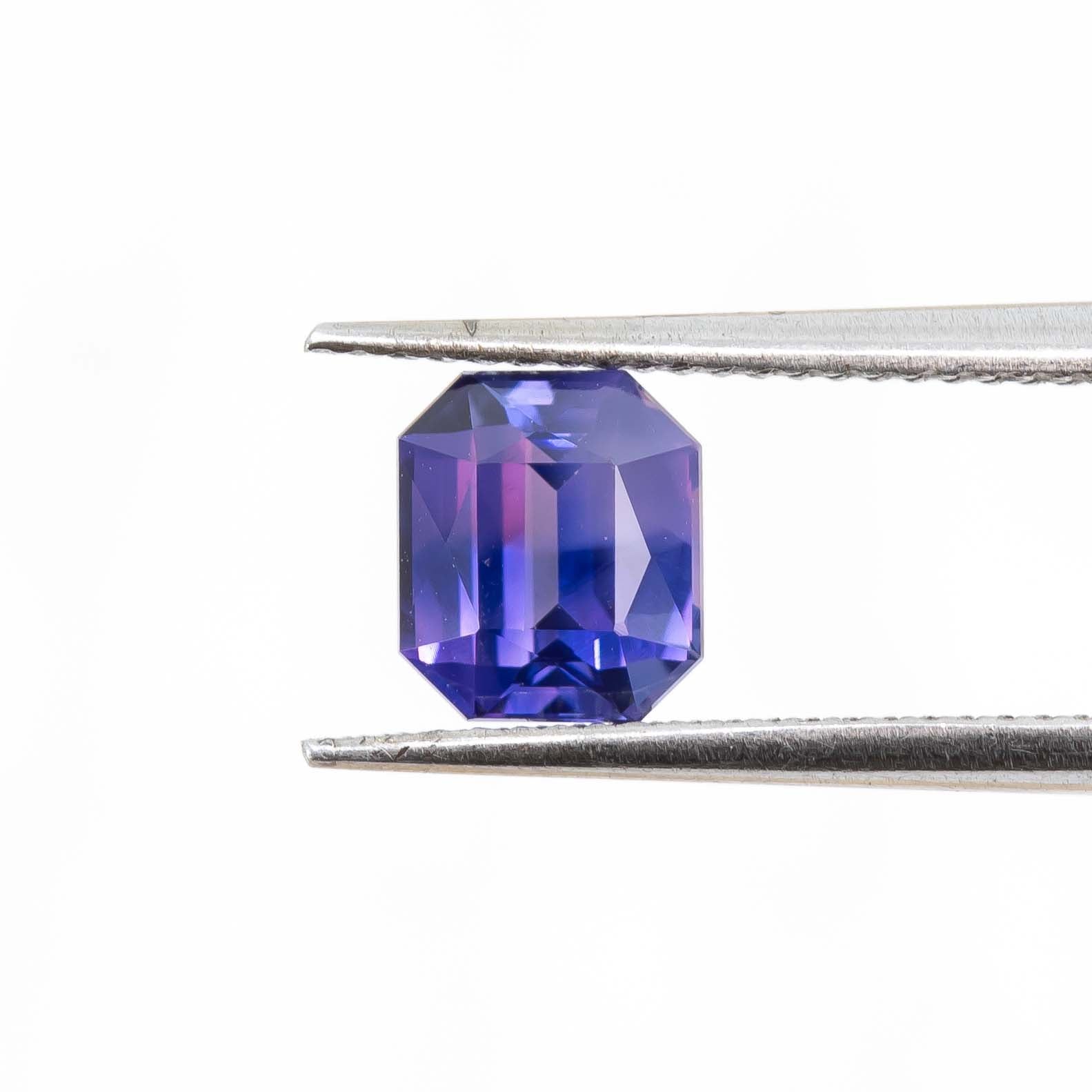Bicolor Winza Sapphire (1.01ct) Bicolor Winza Sapphire (1.01ct)