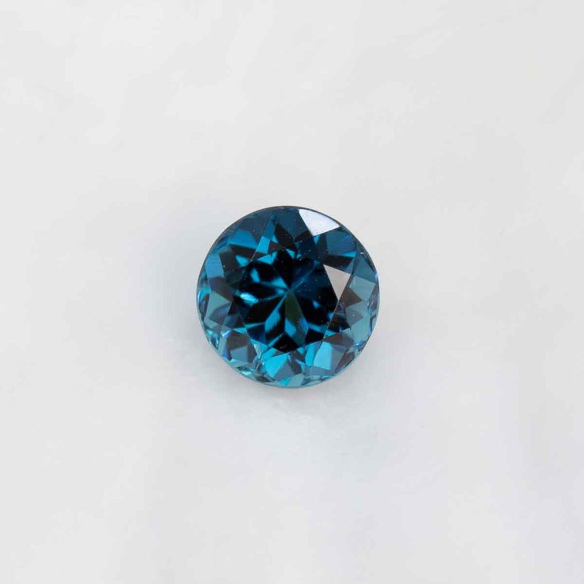 Electric blue tourmaline 0.88cts