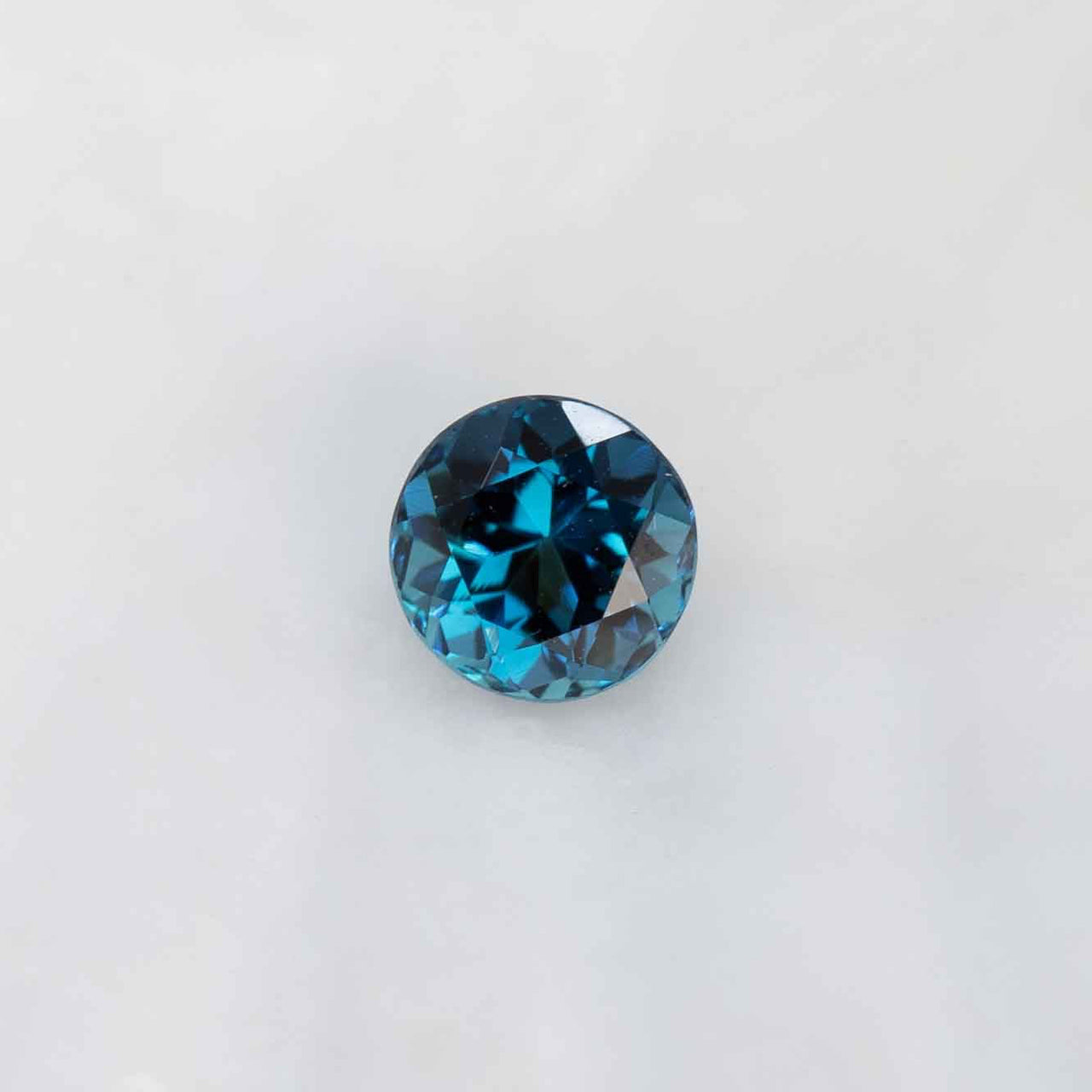 Electric blue tourmaline 0.88cts