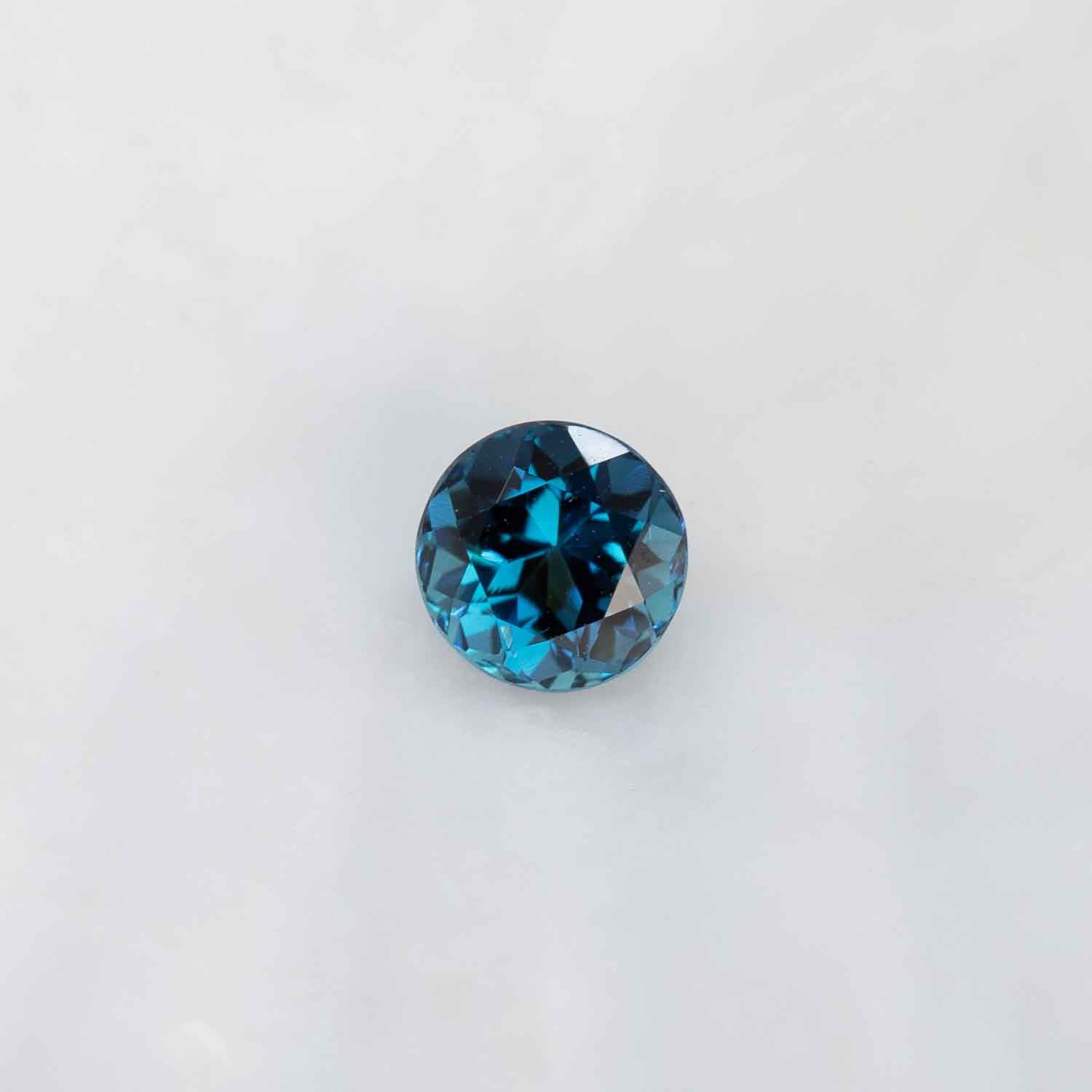 Electric blue tourmaline 0.88cts