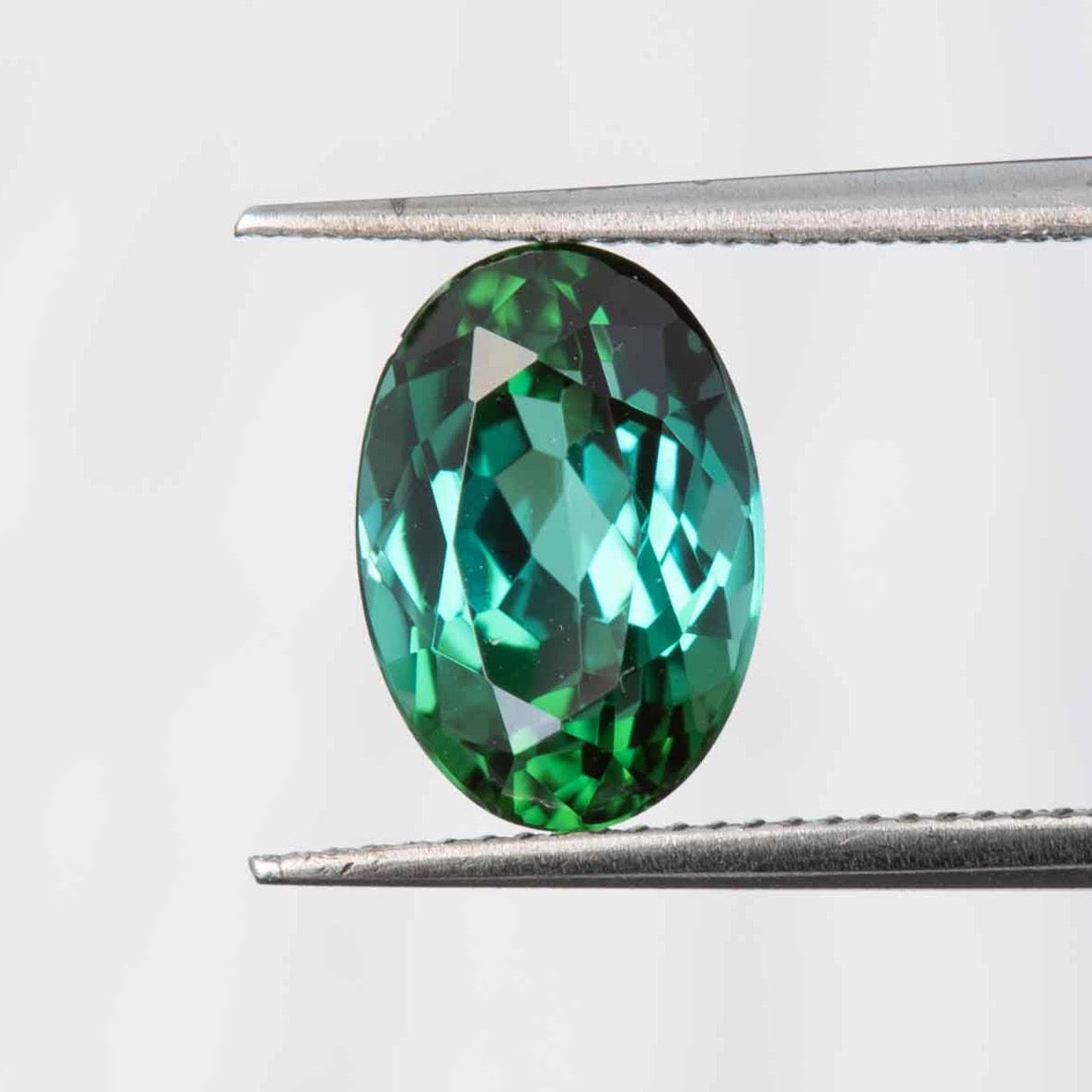 Blue-Green Tourmaline oval 2.52cts