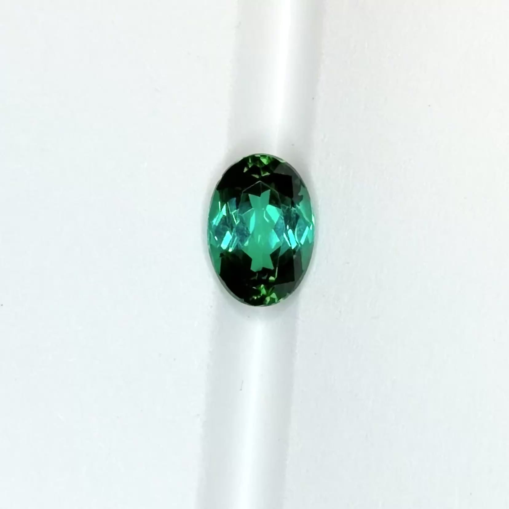 Green Oval Tourmaline (2.52ct)