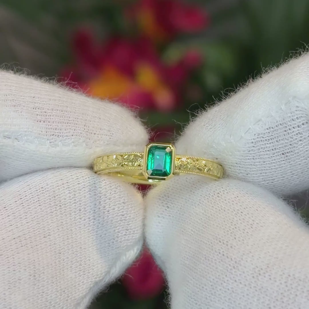 Orange Blossom Solitaire with 0.44ct Emerald