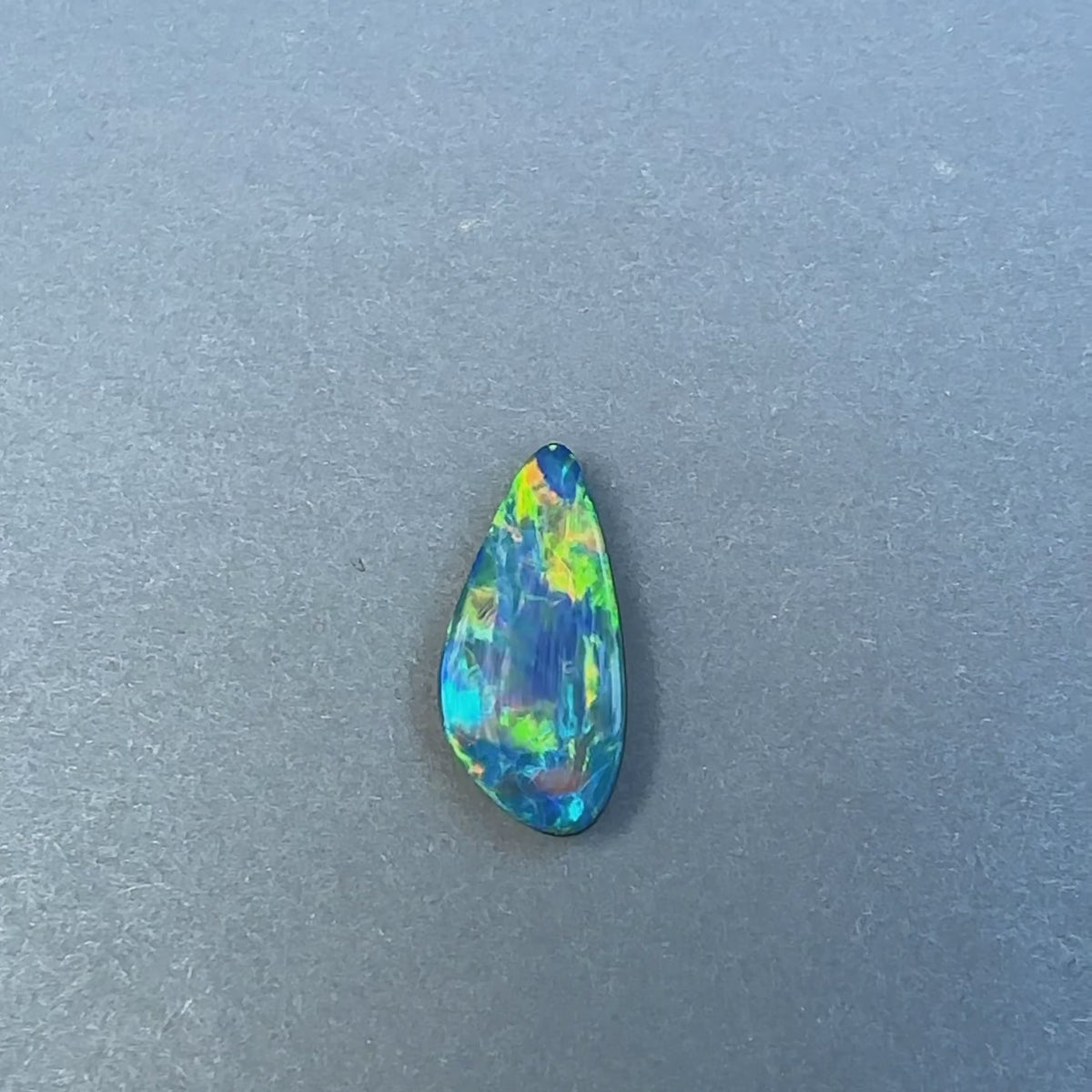 Opal doublet