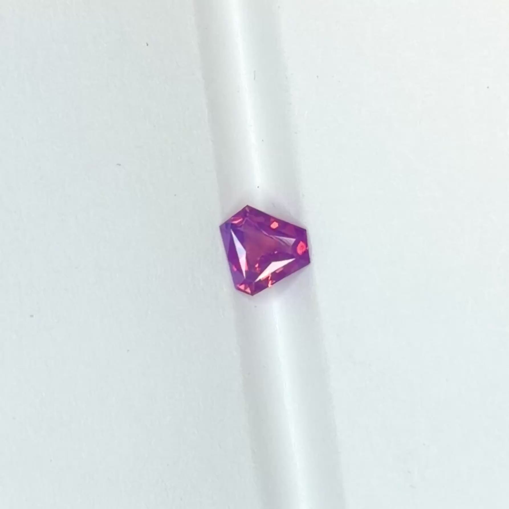 Opalescent Pink Sapphire (0.86ct)