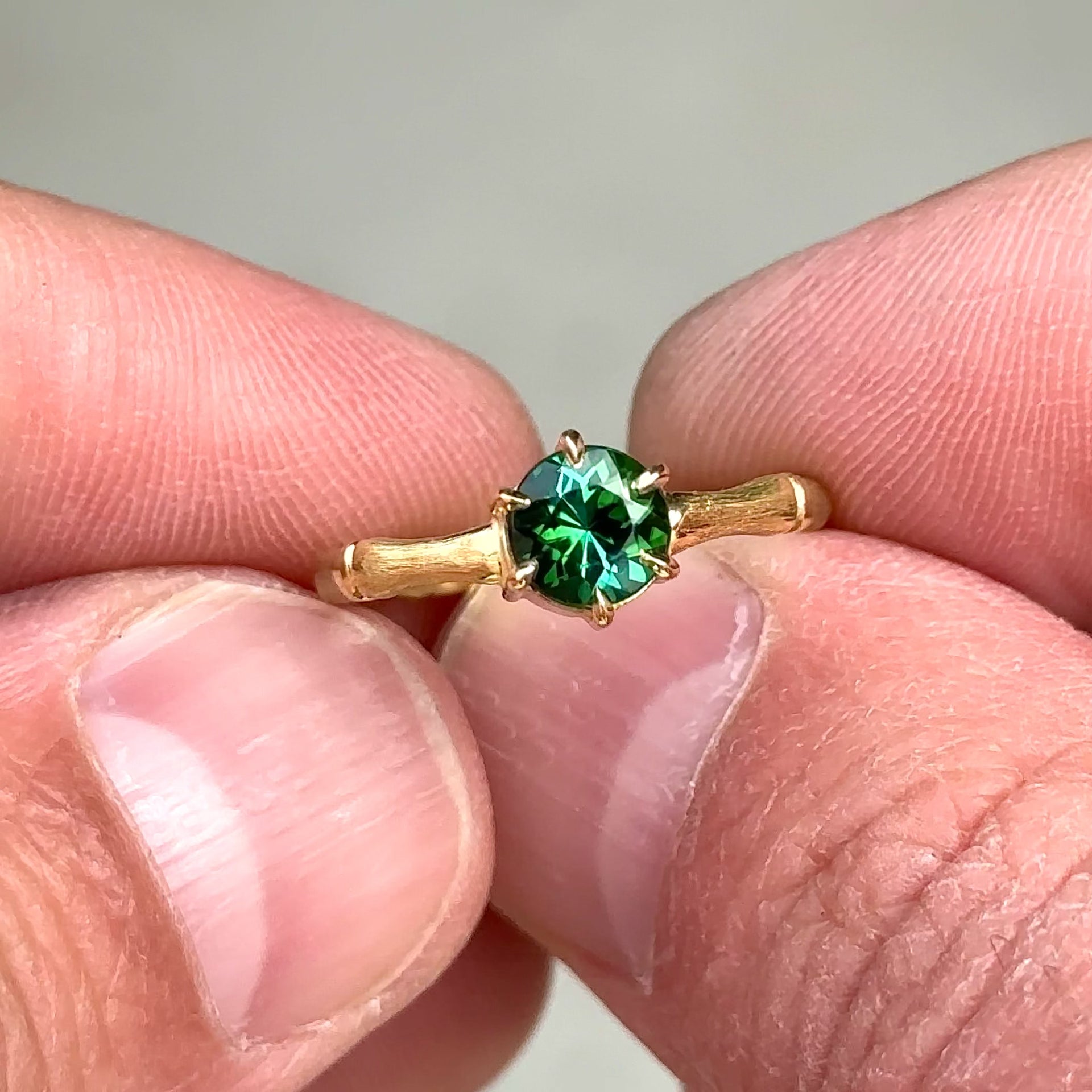 Green Tourmaline Bamboo Ring in 18K Treasure Gold