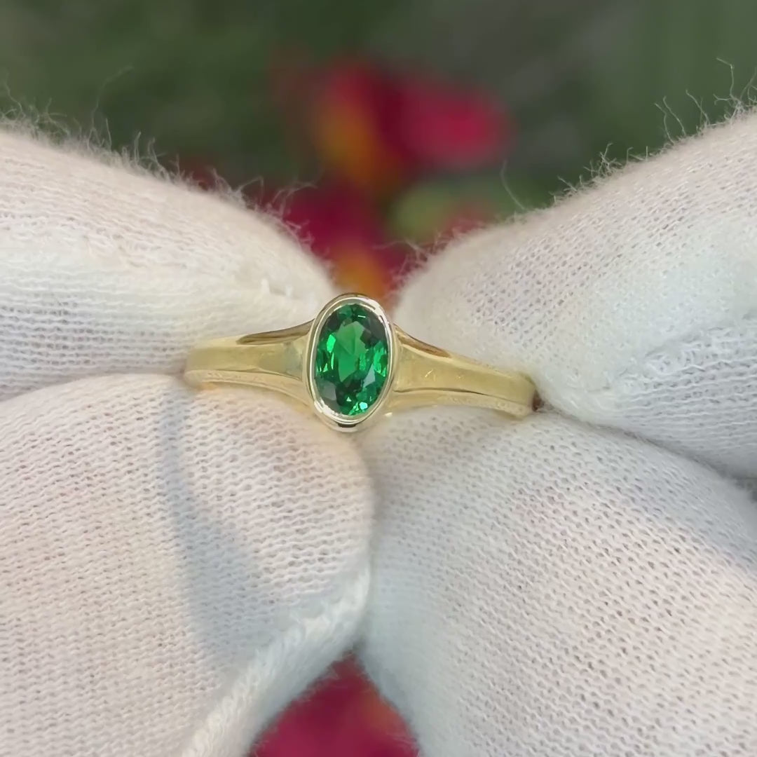 Shipwrecked Atlantis Tsavorite Garnet Ring