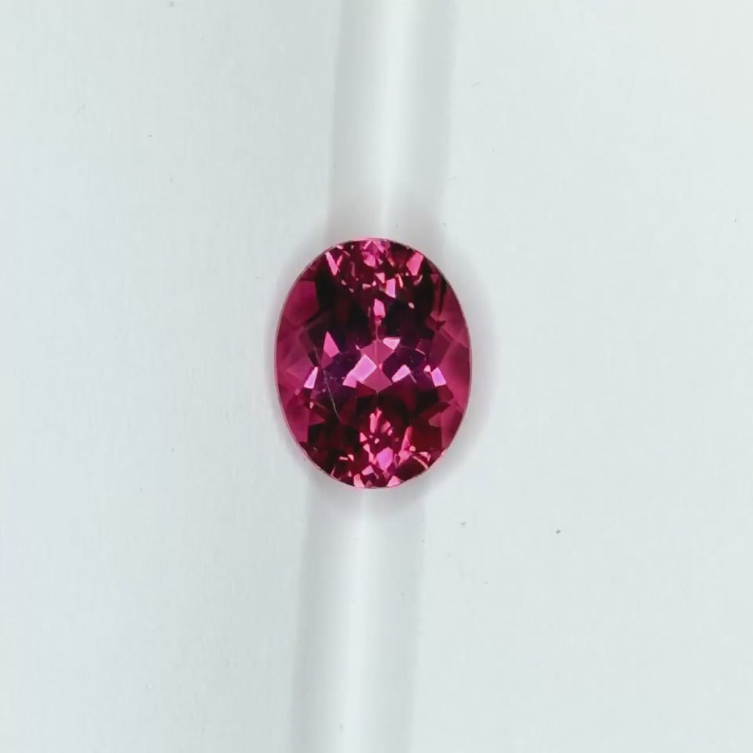 Oval Pink Tourmaline (4.20ct)