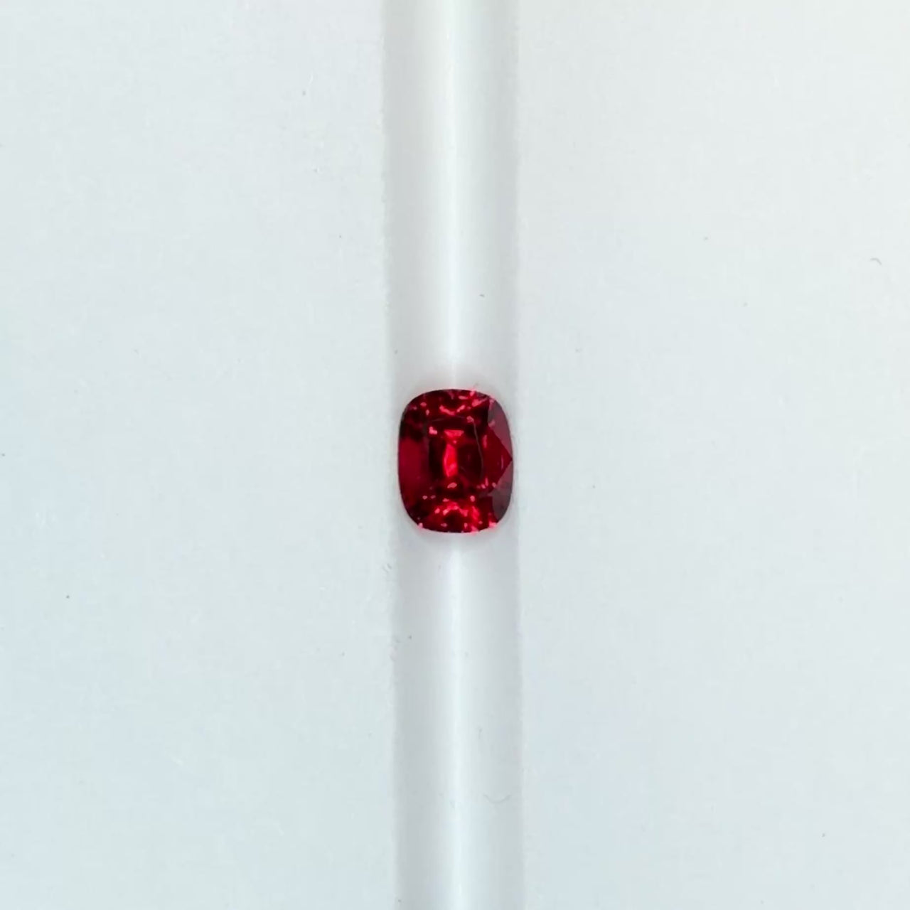 Red Spinel (0.89ct)