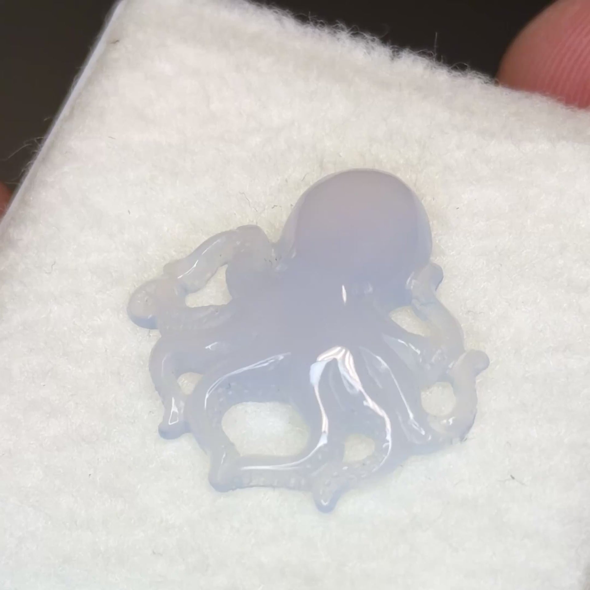 Chalcedony Octopus (12.3ct)