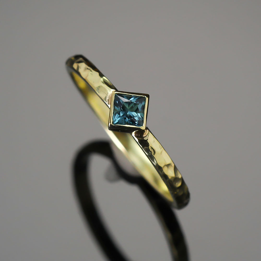 Curacao blue tourmaline 18K high seas ring